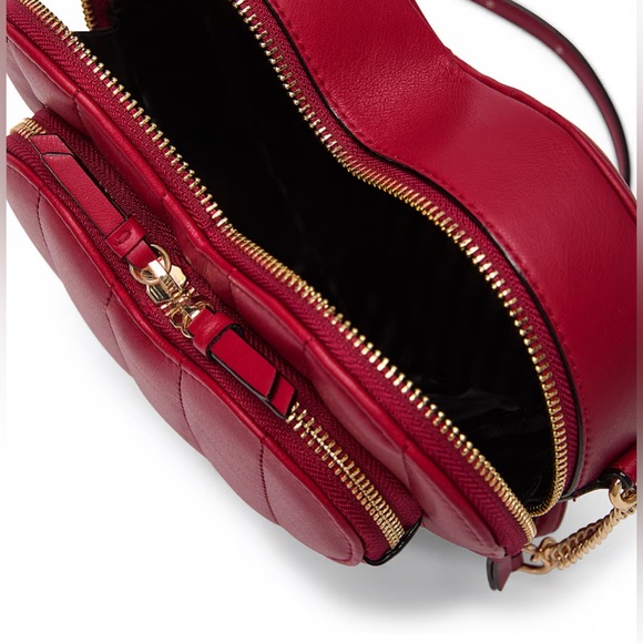 NWT! VICTORIA SECRET HEART BAG! I ADDED A NWT MATCHING BAGCHARM FREE! - Picture 4 of 10